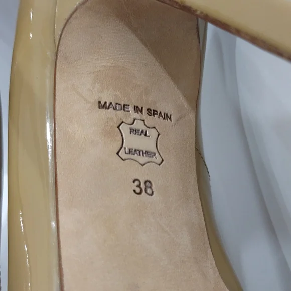 L.K.Bennett PATENT LEATHER NUDE ROUND TOE PUMPS STILETTOS SIZE 38/ US 5.5 - Picture 5 of 14